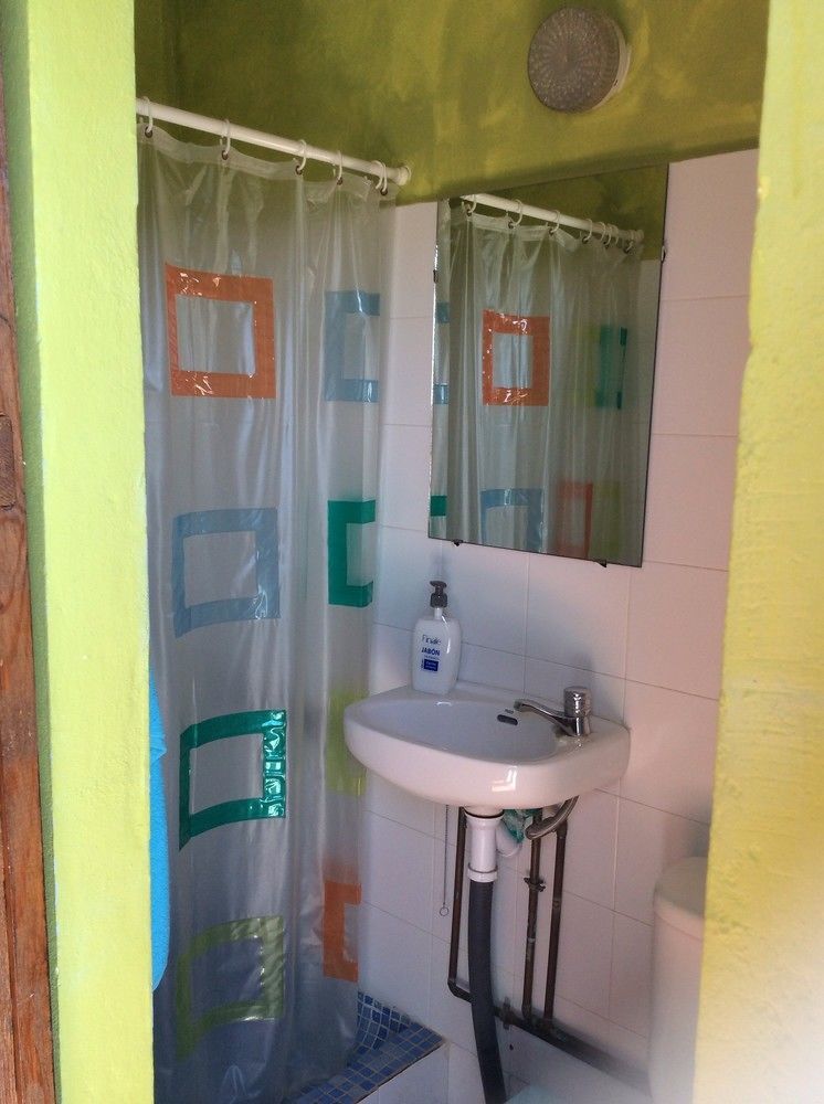 Tropical Camping 2*